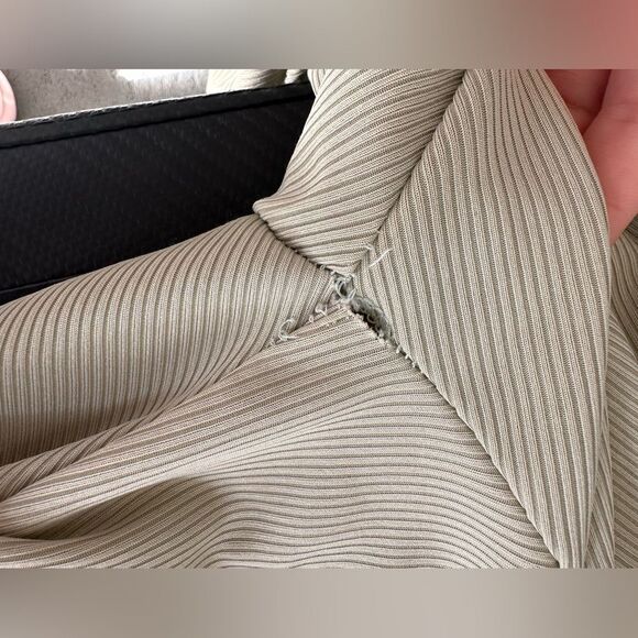 Nasty Gal Sweet On You Light Green Long Sleeve Crop Top Boho Style size 4 - Picture 10 of 10